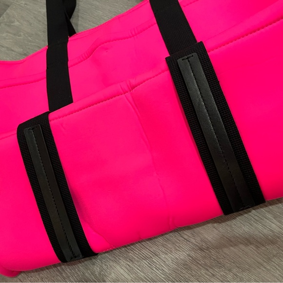 Banana Republic Neoprene tote bag - Picture 5 of 15